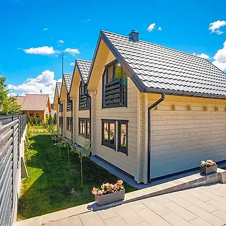 Modrzewiowa 20 Lodge Rewal