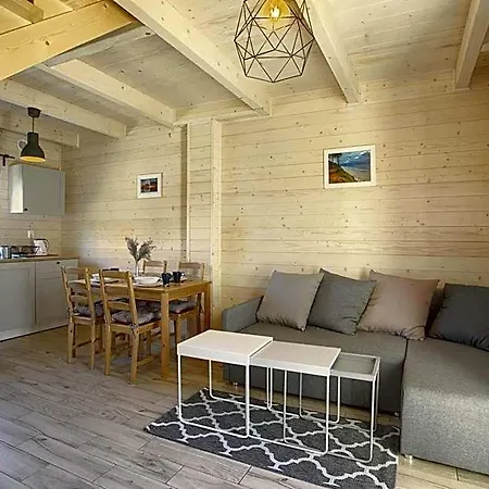 Modrzewiowa 20 Lodge