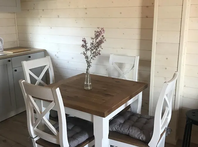 Modrzewiowa 20 Rewal