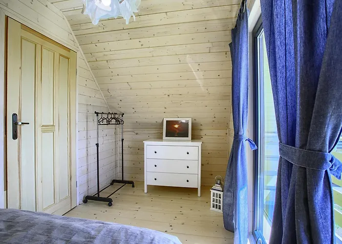 Modrzewiowa 20 Gerendaház Rewal